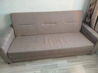 Отдам даром диван