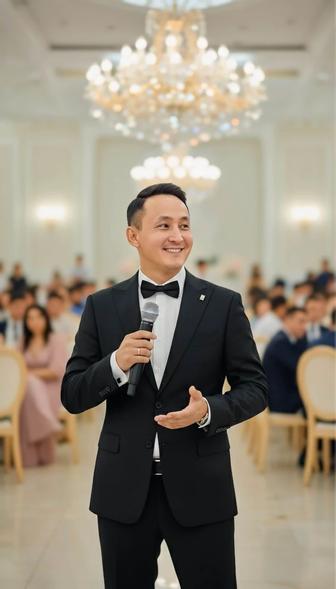 Ведущий, шоумен, тамада