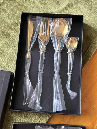 Столовые приборы