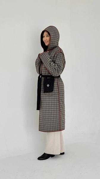 Дизайнерские пальто 2х сторонние с капюшоном