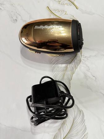 Продам вибромассажер для головы салонный