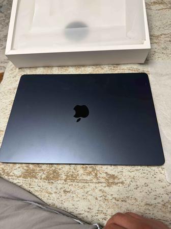 Продам MacBook