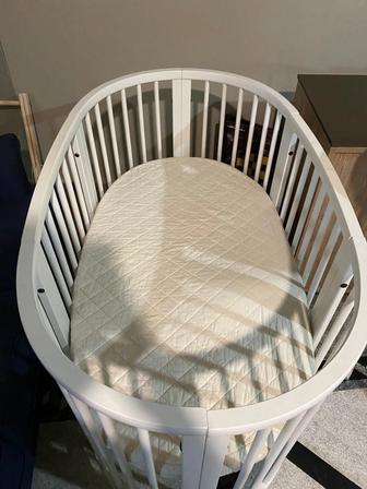 Продам кроватку-трансформер Stokke