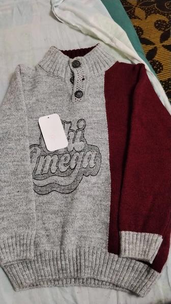 Продам кофту на мальчика