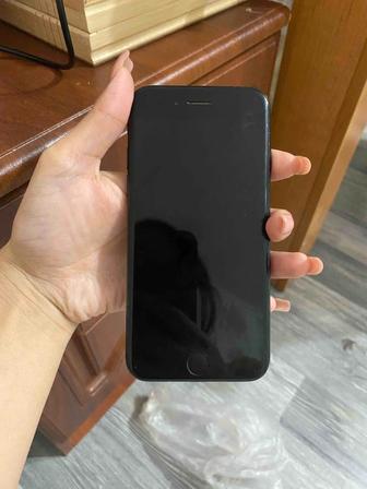 iPhone 8