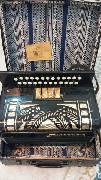 Музыкальный инструмент