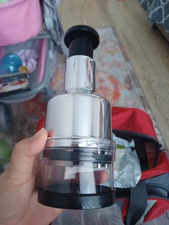 Ручной измельчитель и шев нож