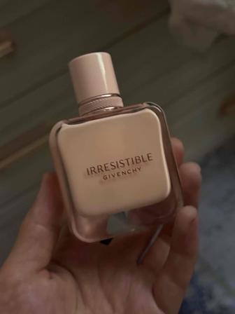 Парфюм покупала во французском доме запах не мой имеется чек