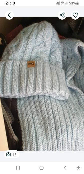 Продам женская шапочка с шарфом Lela. Оригинал.