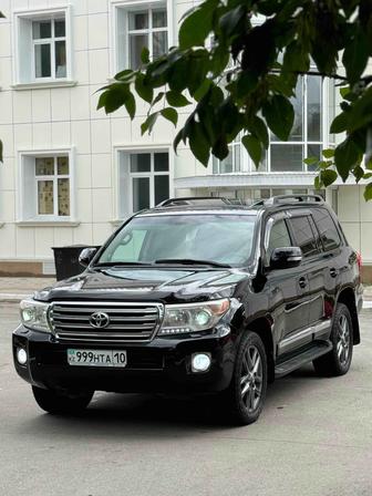 Прокат Авто с водителем Toyota Land Cruiser 200