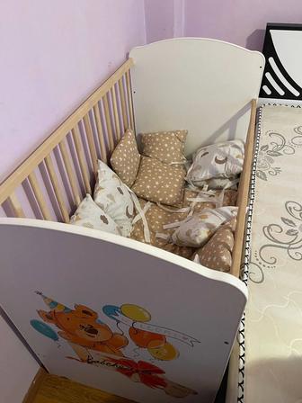 Продам детскую кроватку