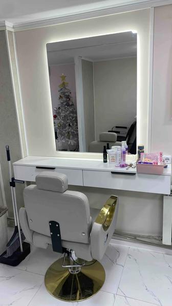 Сдам кресло парикмахера в аренду