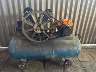 Воздушный компрессор