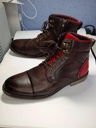 Продам ботинки осенние