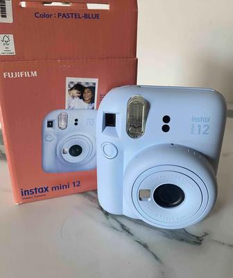 Продаю абсолютно новый фотоoppoрт Instax Срочно