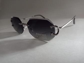 Солнцезощитные очки