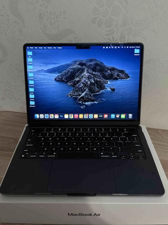 MacBook Air 13.6 M2 Midnight