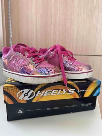 Роликовые кроссовки на колесиках Heelys (Хилис) 31 размер