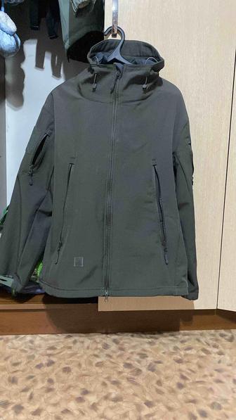 Продам зимнюю Спортивка термо