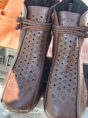Женские ботинки весенние
