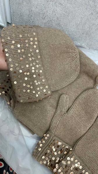 Продам шапку комплект