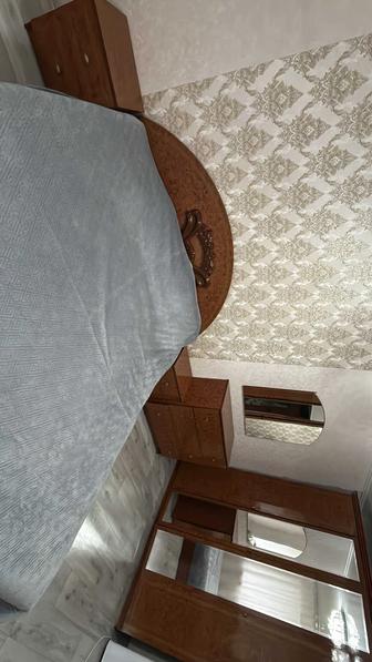 Продам спальный гарнитур