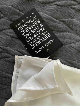 Топик новый Net-a-porter айвори