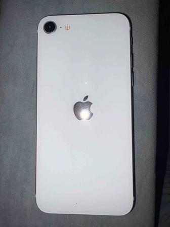 iPhone SE айфон се
