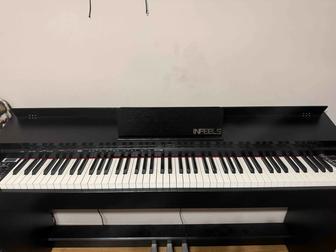 Продам электронное фортепиано