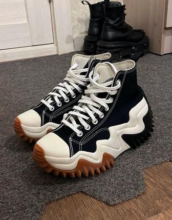 Converse run star motion