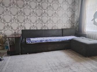 Продажа б у дивана, двери прочее для дома.