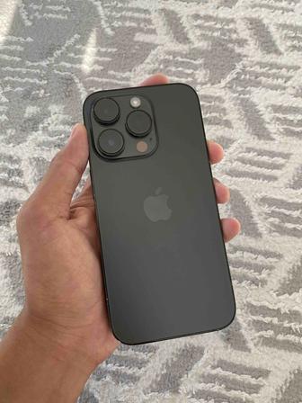 Телефон iPhone 14 Pro