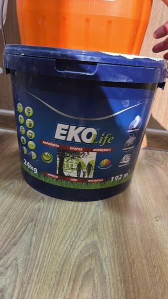 Акриловая краска для потолков и стен