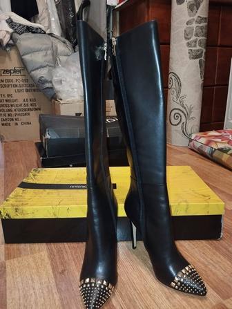 Сапоги новые , кожаные