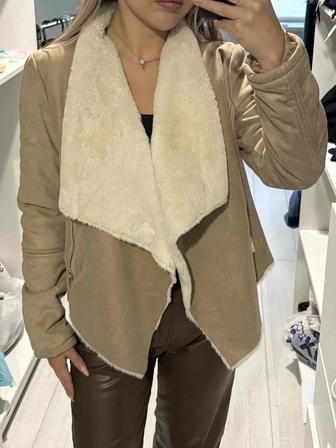 Дубленка Bershka