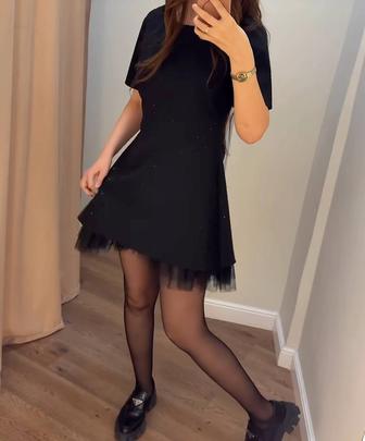 Красивое, новое платье. Размер М-L