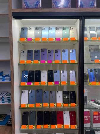 Айфоны в широком ассортименте с гарантией доставка есть