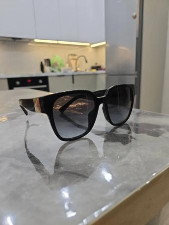 Valentino очки оригинал женские