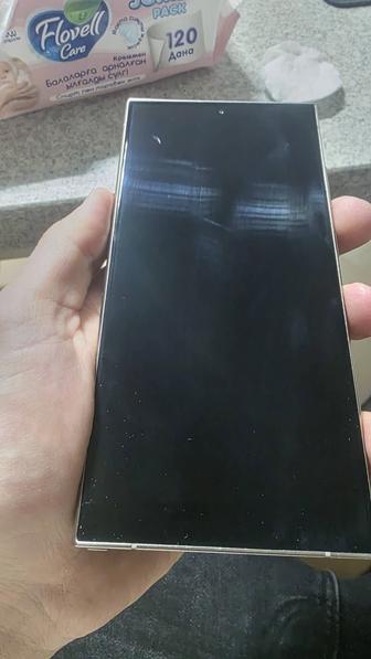 Телефон и часы