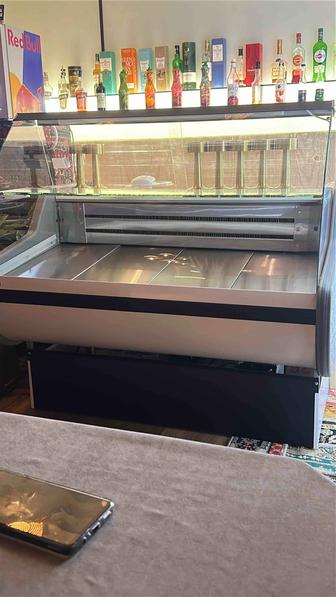 Продам холодильник витрину