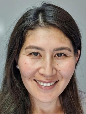 Выполнение окрашивание бровей, ламинирование бровей и ресниц