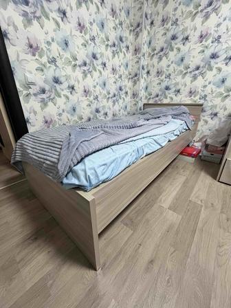 Продам кровать односпальная