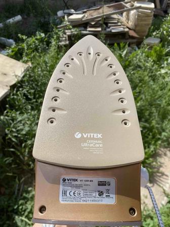 Утюг Vitek