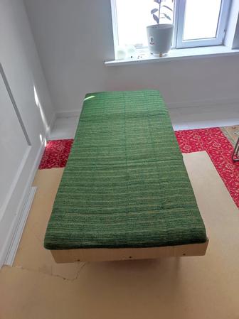 Продам кровать б/у