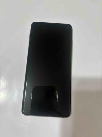 Телефон Самсунг S10