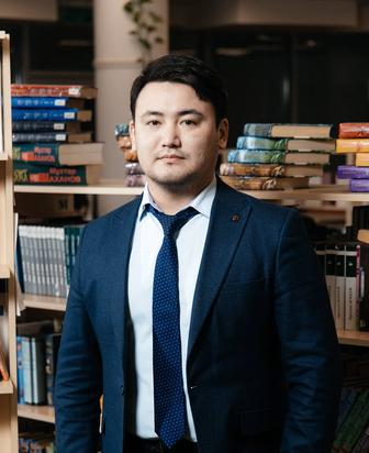 Учитель-преподаватель, педагог-организатор-куратор.