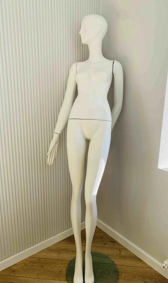 Продам манекен