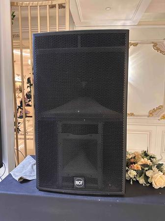 Акустические колонки RCF