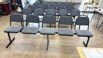 Многоместная секция стульев - скамья