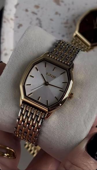 Продам часы Burker